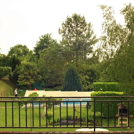 Holiday Rue De L'eglise 1 Ferienhaus Gauriac